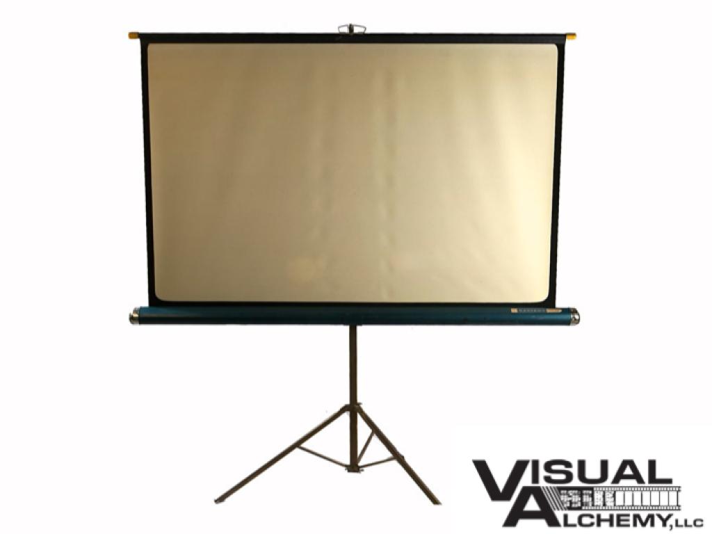 Radiant 3.5' x 4' Tripod Projector Screen 10