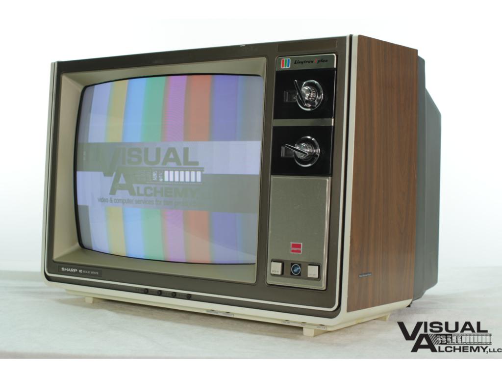 1976 19" Sharp 19A75 Color TV Receiver 78