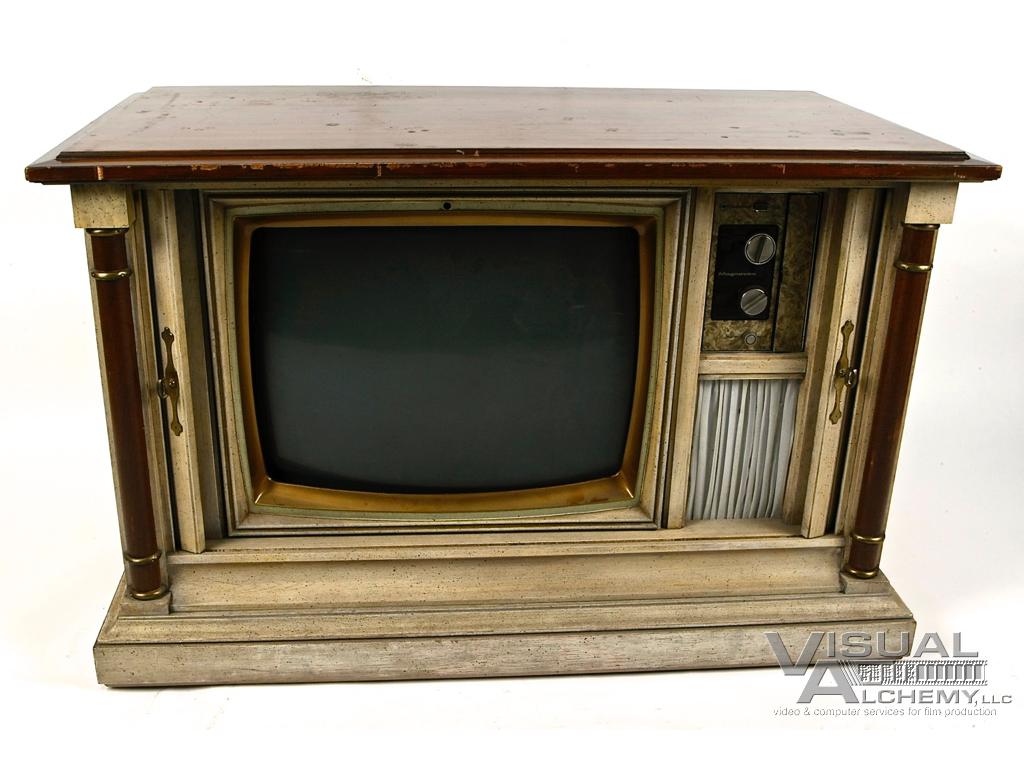 1965 27" Magnavox Blonde Wood Console 56